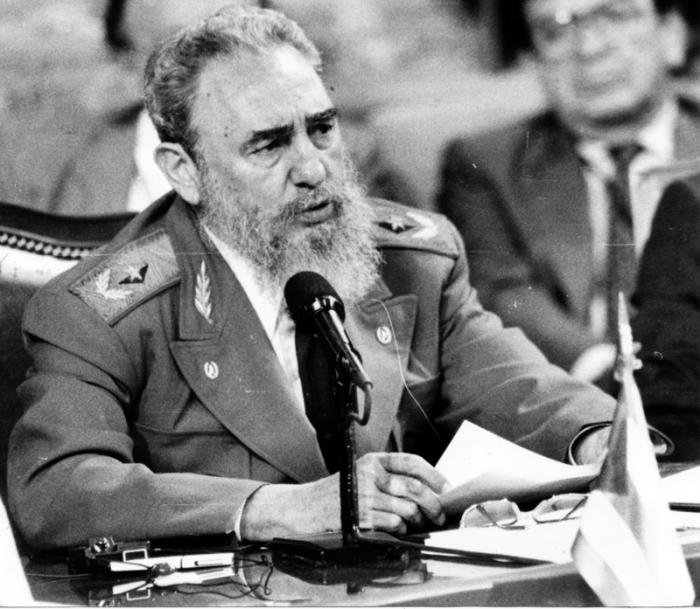 Fidel en la Primera Cumbre Iberoamericana, Guadalajara, México. Foto: Liborio Noval Fidel en la Primera Cumbre Iberoamericana, Guadalajara, México. Foto: Liborio Noval