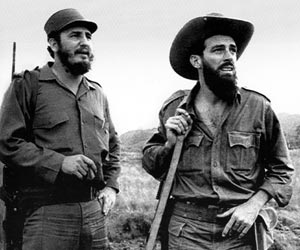 Camilo Cienfuegos junto a Fidel Castro