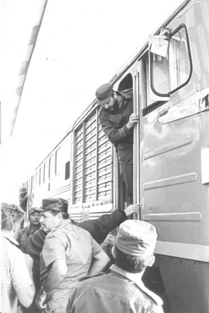 En un vagón del ferrocarril en la Habana