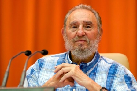 Fidel con integrantes del Crucero por la Paz