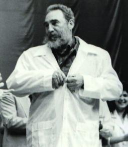 El Comandante repetía “este país vivirá de las creaciones de su inteligencia”. Foto: La pupila insomne. El Comandante repetía “este país vivirá de las creaciones de su inteligencia”. Foto: La pupila insomne.