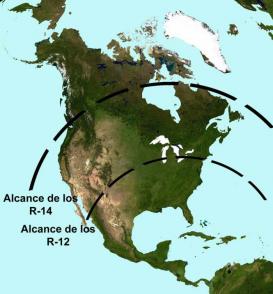 Líneas de alcance de los cohetes R-12 y R-14 emplazados en Cuba. (Mapa 1)