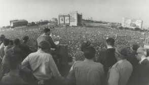 Durante la Segunda Declaración de La Habana, en la Plaza de la Revolución José Martí, 4 de febrero de 1962.