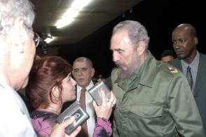 El Primero de Enero de Fidel en Brasil Angélica Paredes, periodista de Radio Rebelde, entrevista a Fidel Castro durante su visita a Brasil en el año 2002